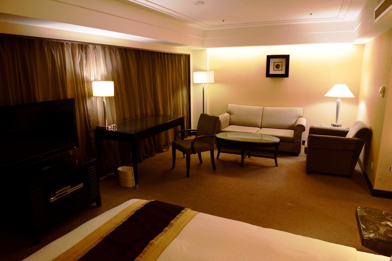 Nisus Hotel Taipeh Exterior foto