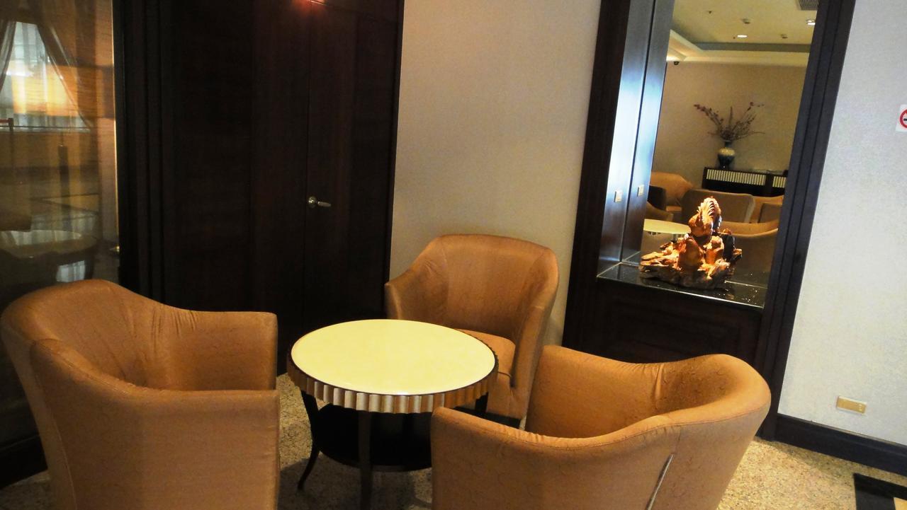 Nisus Hotel Taipeh Exterior foto